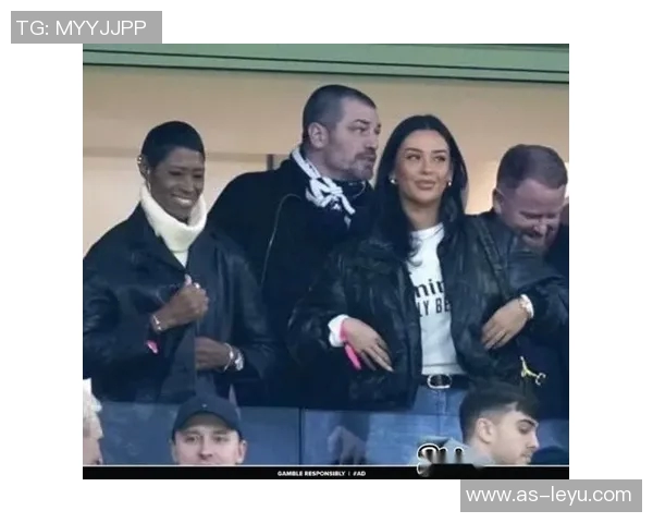 小贝林厄姆比赛表现不佳家庭观战气氛紧张引发关注 小贝林厄姆比赛表现不佳家庭观战气氛紧张引发关注